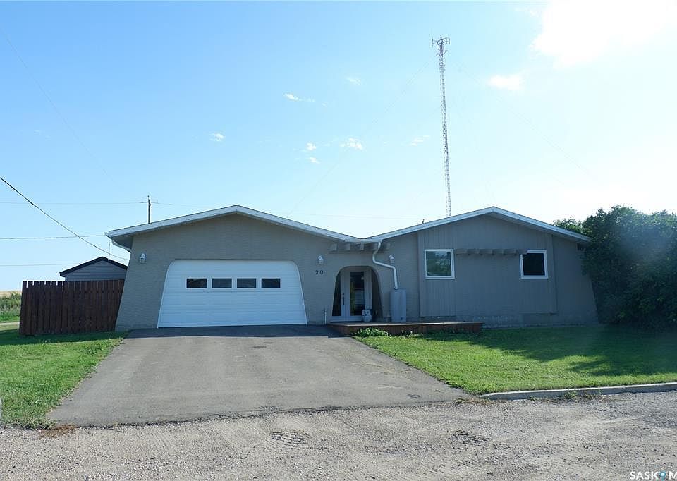 1st image of 20 Centennial Dr