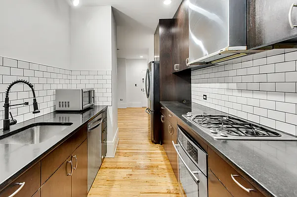 Rented by Cooper & Cooper Real Estate | media 8