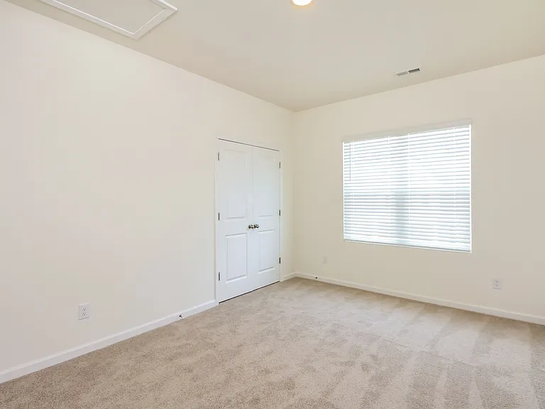 1537 King St — Photo 11