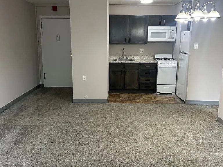Bala Apartments — Photo 12