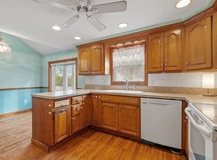 42 Giles Ave, Beverly, MA 01915