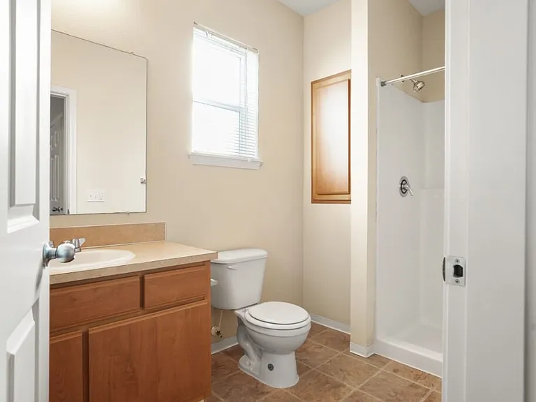 Baxter Ridge Apartments — Photo 57