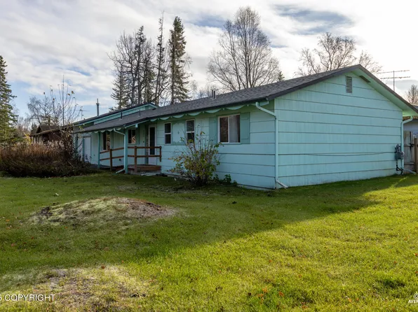 1083 Walnut Ave, Kenai, AK 99611