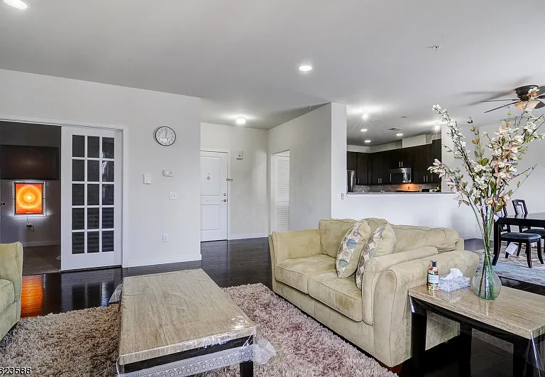 331 Pond Ln — Photo 34