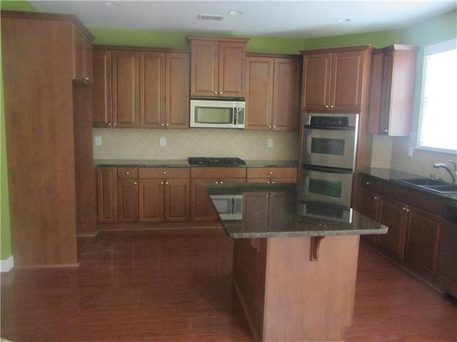 2nd image of 112 Evergreen Trl