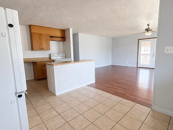 5th image of 501 E 31st St