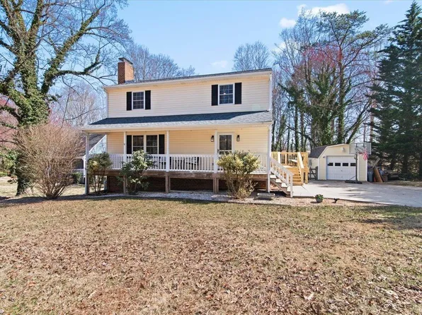 460 Bedford Springs Rd, Lynchburg, VA 24502