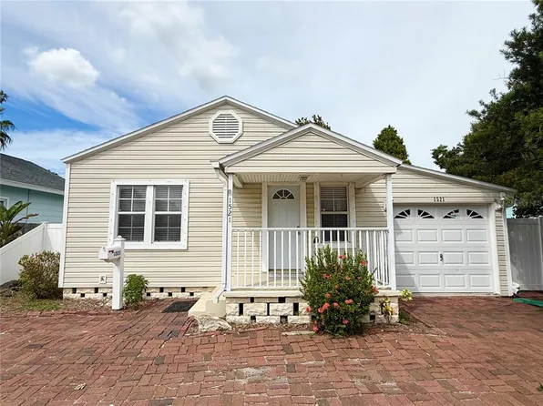 1521 38th Ave N, Saint Petersburg, FL 33704