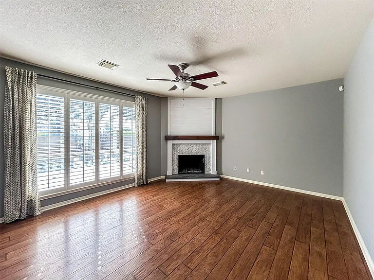 1745 Dapplegrey Ln — Photo 8