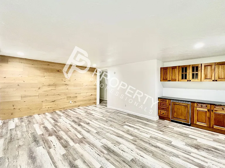 143 Current Dr — Photo 17