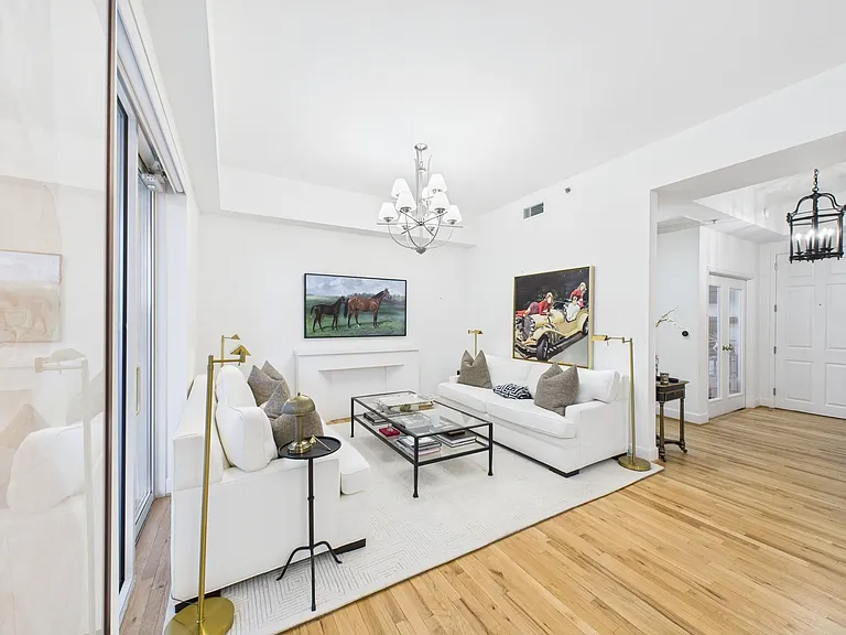 2520 Robinhood St #506 — Photo 10