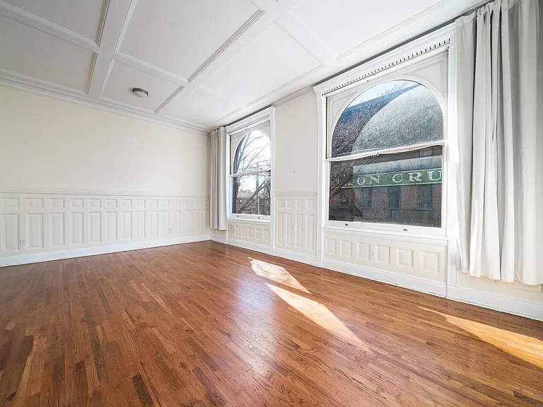167 Wayne St #206 — Photo 3
