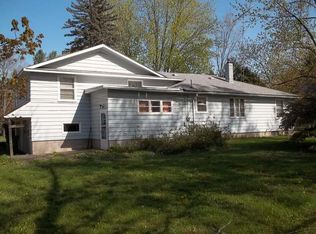 110 S Seeley St, Beaverton, MI 48612