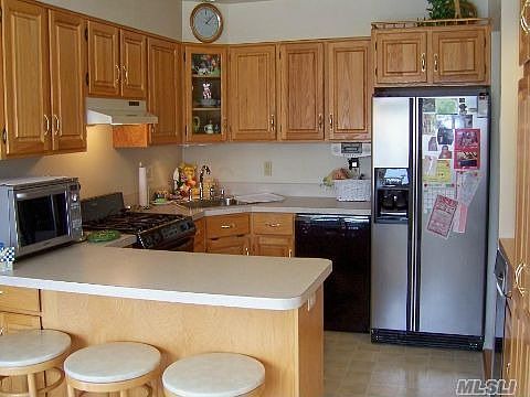 2nd image of 224 Sandpiper Ln