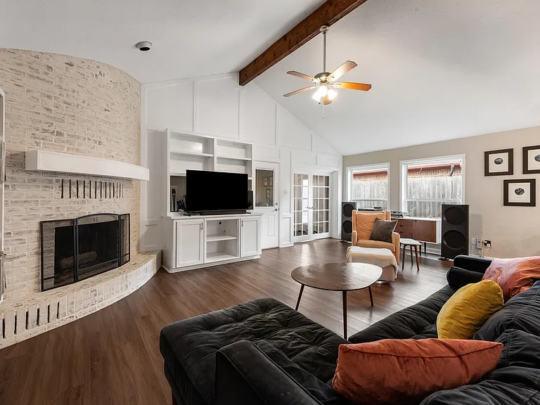 2907 Broadmoor Dr — Photo 21
