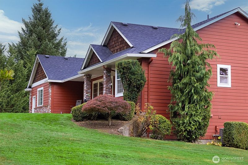 3rd image of 26129 NE C C Landon Road