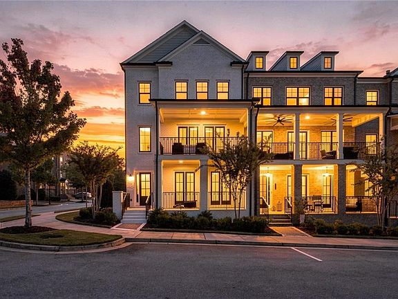 2nd image of 112 Harlow Cir