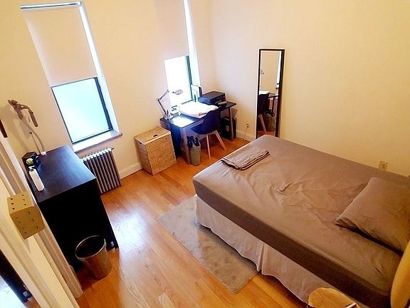 5th image of 244 15th St