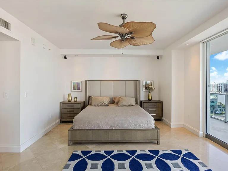 3101 S Ocean Dr #902 — Photo 15