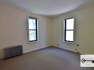 30-97 32nd St #3, Astoria, NY 11102