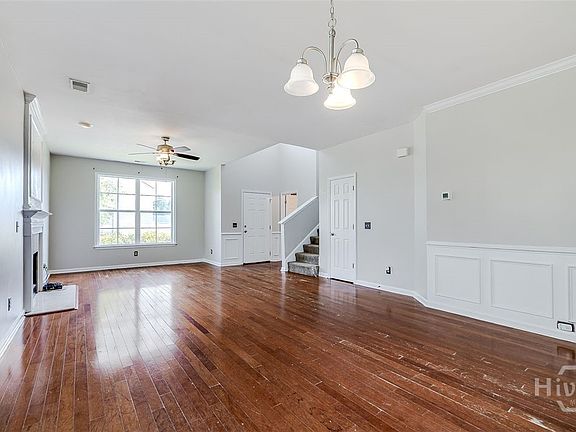 4th image of 14 Godley Park Way