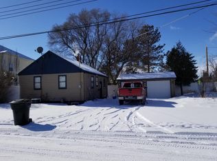 45 5th Ave E, Dickinson, ND 58601
