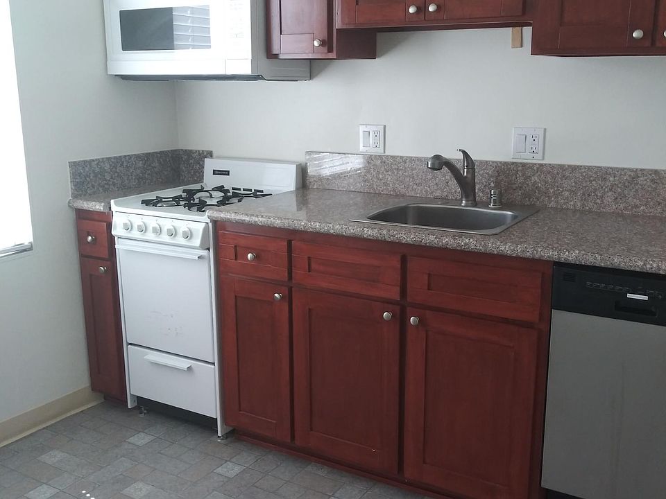 1st image of 3556 Garnet St APT 16