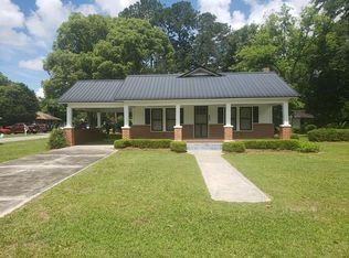416 Morris St, Glennville, GA 30427