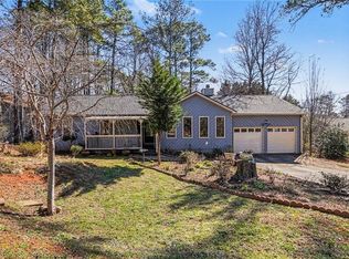 5088 Ravenwood Dr NW, Marietta, GA 30066
