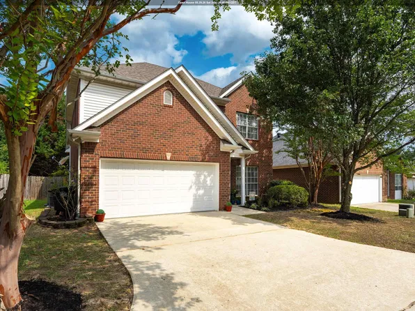 1138 Castlemaine Dr, Birmingham, AL 35226
