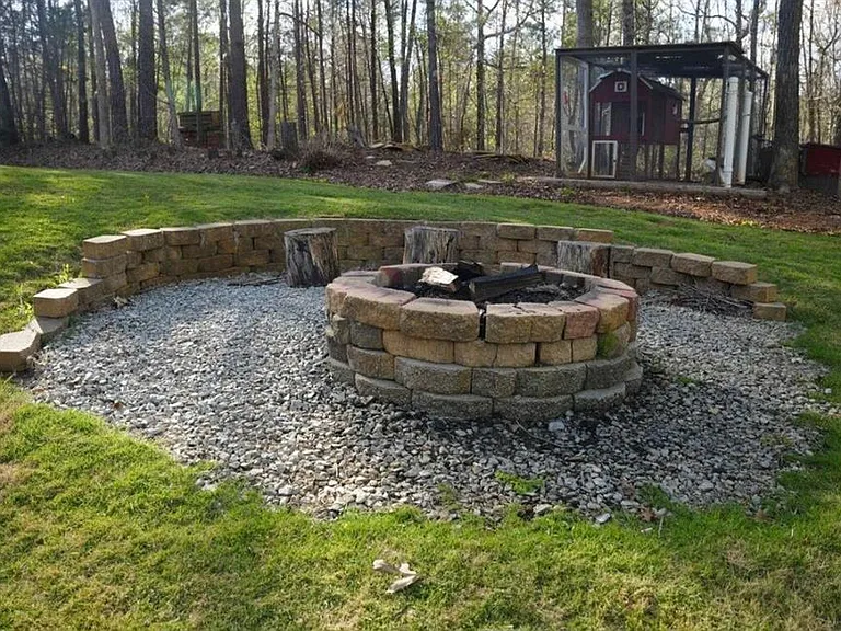 5043 Blackberry Ln — Photo 22