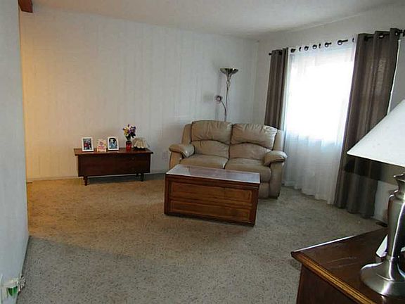 5th image of 202 Merrymaid Dr