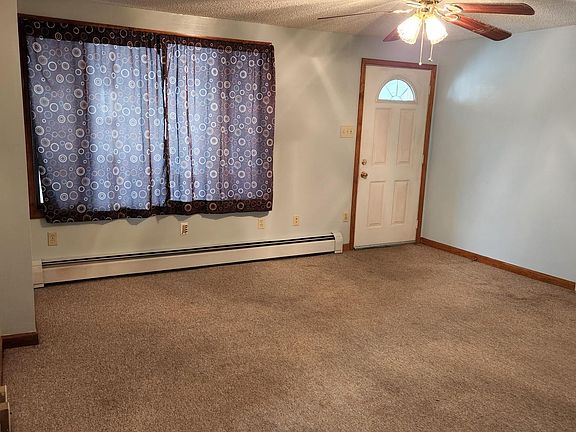 Spacious living room