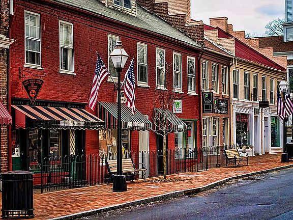 4th image of 219 Main Street Village Dr