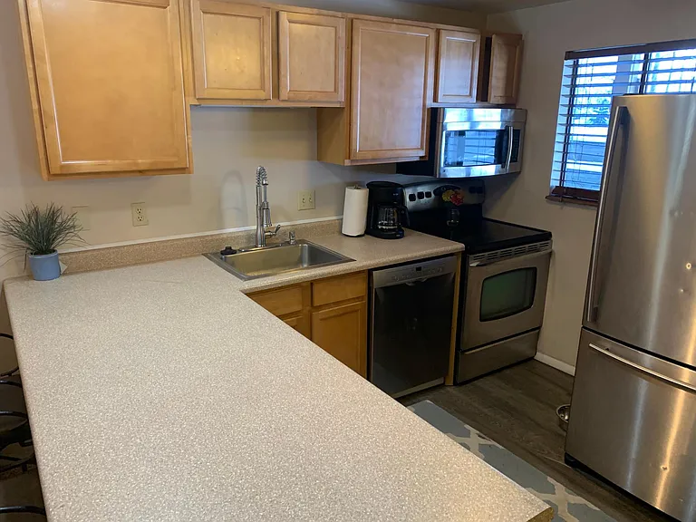 124 Village Dr #3-103 — Photo 4