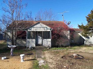 424 4th St, Qulin, MO 63961