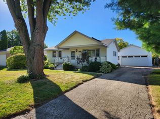 1830 Ivy Ln, Aurora, IL 60506