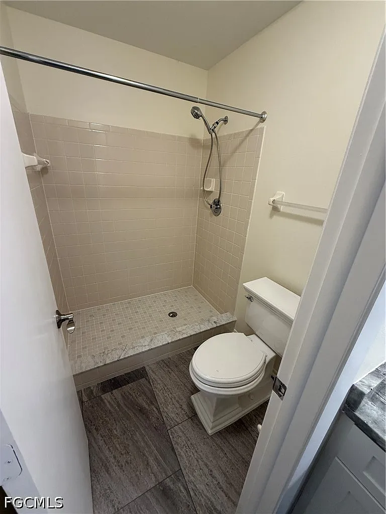 3 bed, 2.0 bath, 1076 sqft, $1,650 — Photo 3