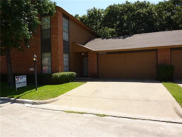 1st image of 1602 Brentwood Dr