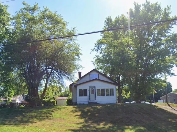 405 E 2nd St, Waverly, OH 45690