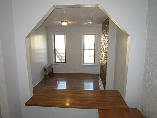 Rented by Concept Real Estate Group | media 31