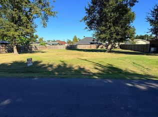 6-7 Riverridge Dr, Lake Charles, LA 70605