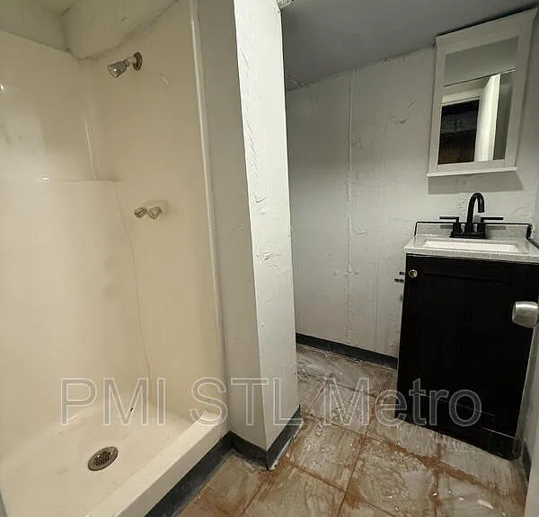 519 Graf Ave — Photo 10