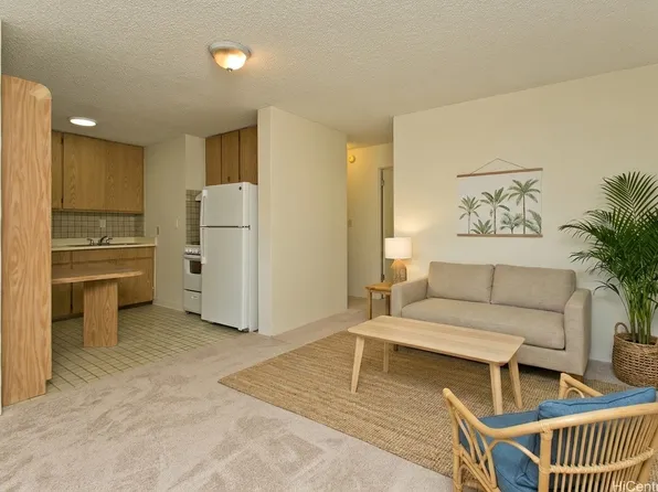 1036 Green St APT 109, Honolulu, HI 96822