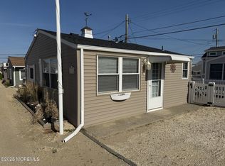 24 E Amberjack Way, Lavallette, NJ 08735