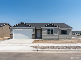 105 Salmon Dr, Wenatchee, WA 98801