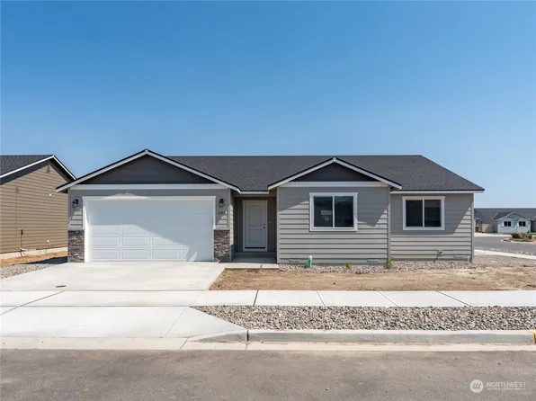 105 Salmon Drive, Wenatchee, WA 98801