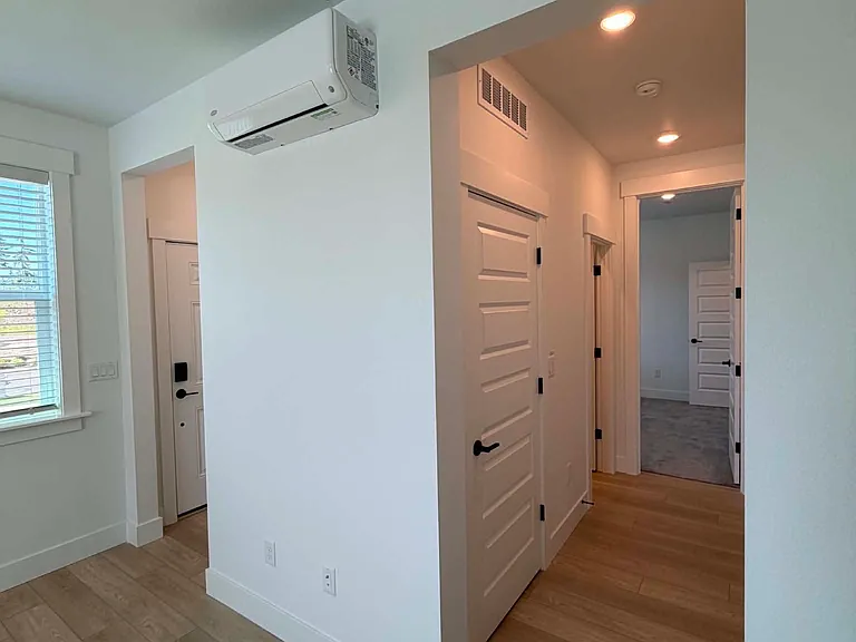 20464 Myrtle Pl E #1 — Photo 10