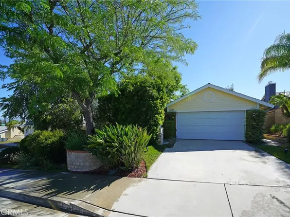 27768 Crookshank Dr, Santa Clarita, CA 91350