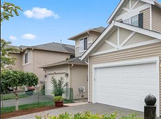 137 Glennwood Pl NE, Renton, WA 98056